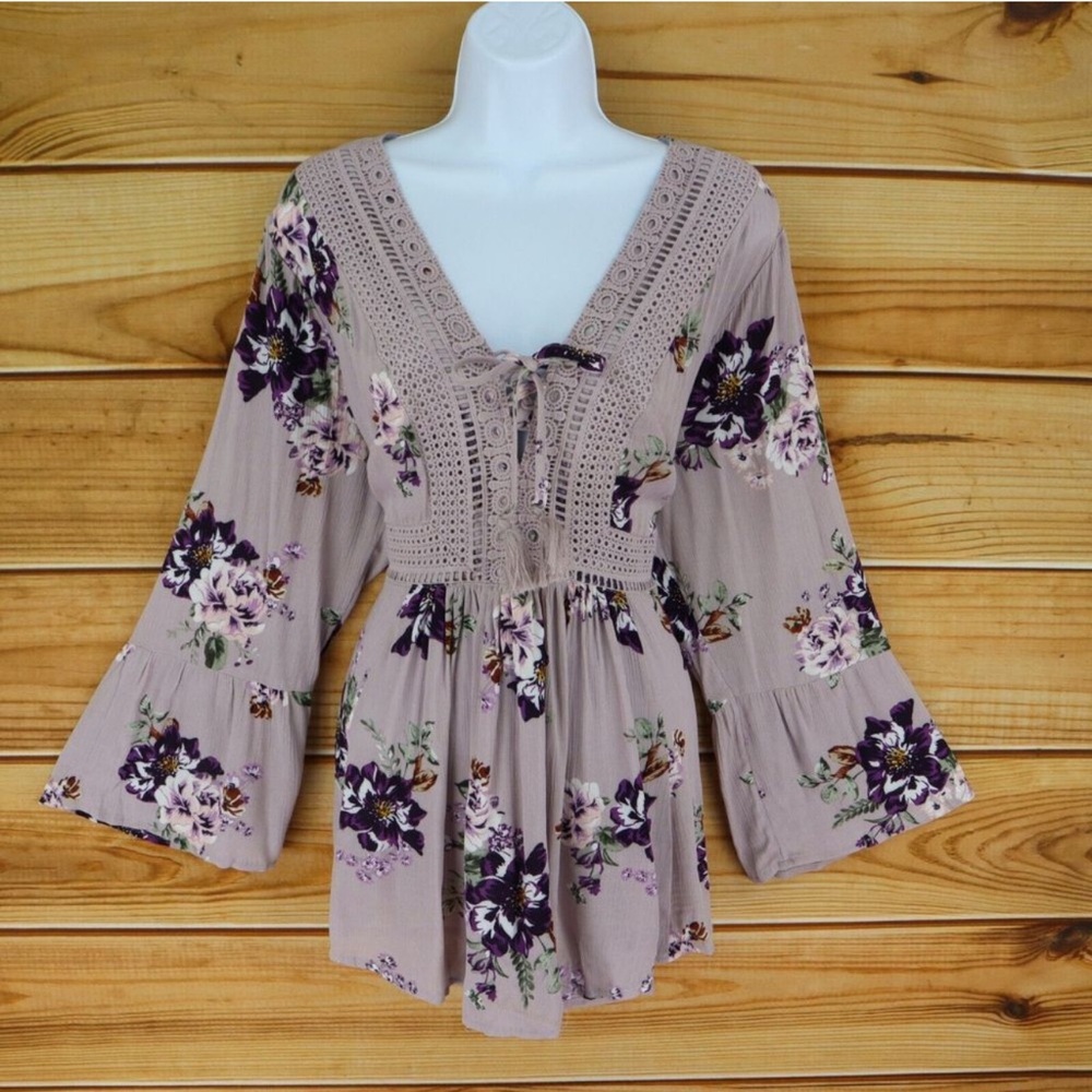 Torrid Blouse Shirt Womens Sz 1X Mauve Floral 100% Rayon Lace Accent‎ V-Neck NWT